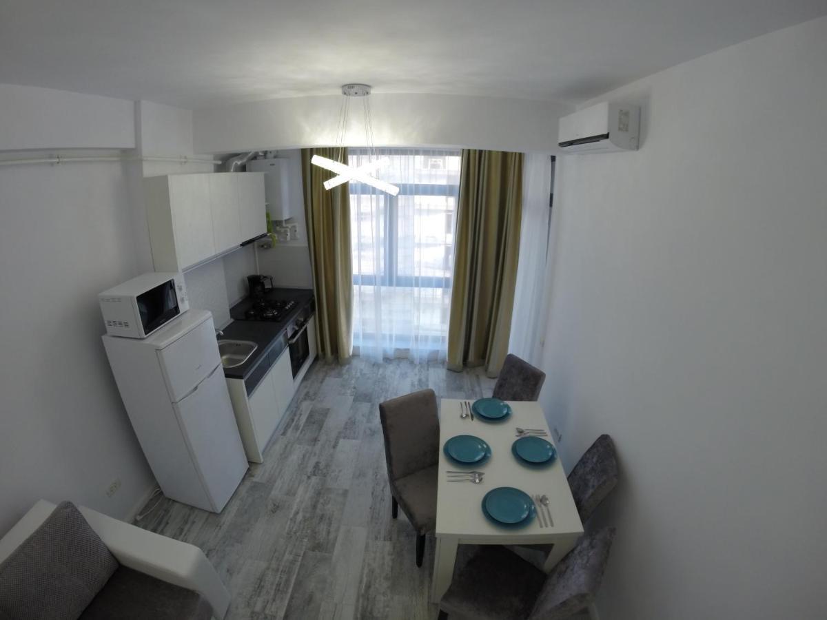 911 Cazare Mamaia Exterior photo
